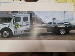Gator recovery inc tow service company in Milan, Tennessee offering 24 hour towing near me