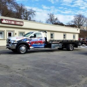 Skyline Towing & Recovery tow service company in Mahopac, New York offering 24 hour towing near me