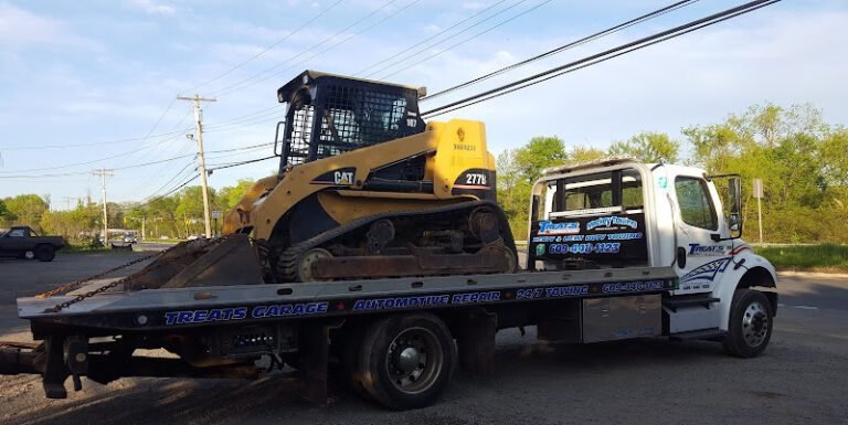 Treat’s Garage Tow Service in Windsor, New Jersey