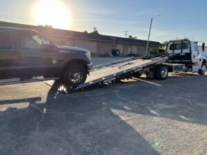 Trius Towing & Transport tow service company in Memphis, Tennessee offering 24 hour towing near me