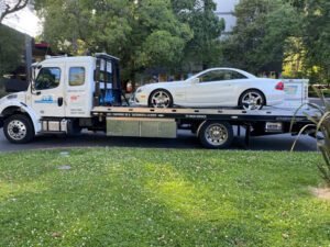 Supreme Towing Pasadena tow service company in Pasadena, Texas offering 24 hour towing near me