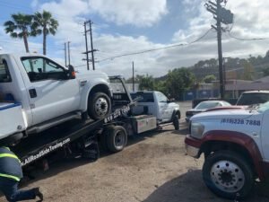 Tow truck near you | All Roadside Towing 24h tow service company in San Diego, California offering 24 hour towing near me