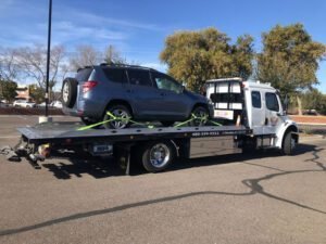 Lannan Towing tow service company in Lawrenceburg, Indiana offering 24 hour towing near me