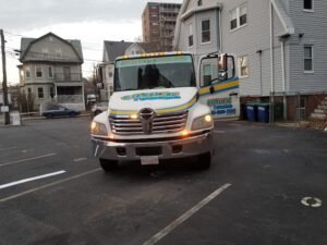 Quick Towing Boston tow service company in Somerville, Massachusetts offering 24 hour towing near me