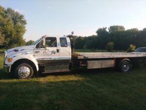 Jim Marks Towing & Repair, LLC tow service company in Waverly, Iowa offering 24 hour towing near me