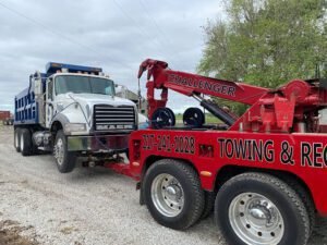 Halbrook Towing Service tow service company in Shelbyville, Illinois offering 24 hour towing near me