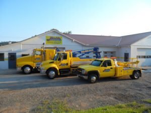 Bill's Towing & Auto Body Repair tow service company in Salesville, Ohio offering 24 hour towing near me