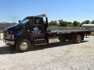 Blue Monkey Towing tow service company in Sparta, Missouri offering 24 hour towing near me