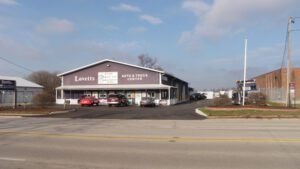 Lovetts Towing & Recovery tow service company in DeKalb, Illinois offering 24 hour towing near me