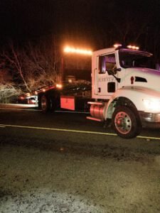 Harveys Towing tow service company in Kemp, Texas offering 24 hour towing near me