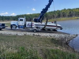 A & W Towing tow service company in Sapulpa, Oklahoma offering 24 hour towing near me