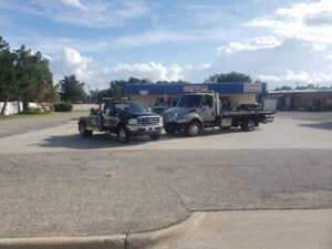 Hamilton's Elite Towing tow service company in Newton Grove, North Carolina offering 24 hour towing near me