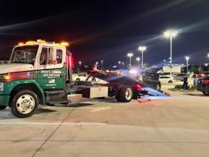 Petes Towing tow service company in , offering 24 hour towing near me