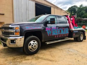 Memphis Junk Car Buyers tow service company in , offering 24 hour towing near me