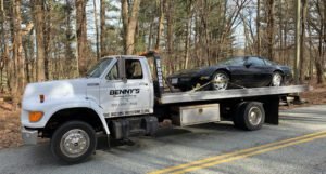Benny’s Trucking & Towing Inc tow service company in Holland, Massachusetts offering 24 hour towing near me