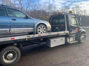 Triple R Towing tow service company in , offering 24 hour towing near me