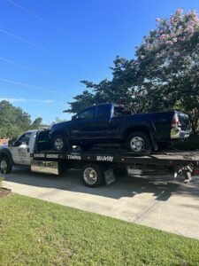 Bandit Trucking tow service company in , offering 24 hour towing near me
