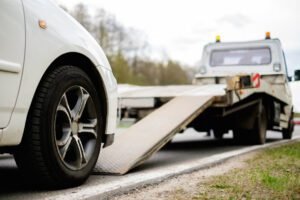 Summit Towing tow service company in Oklahoma City, Oklahoma offering 24 hour towing near me