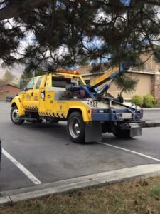 Am Pm Towing tow service company in Provo, Utah offering 24 hour towing near me