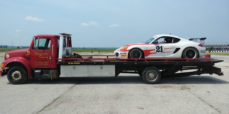 Darnold Towing Tow Service in Glenwood, Iowa