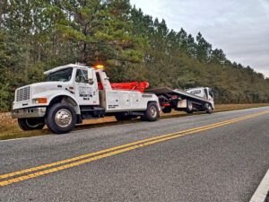 Paint Pro Towing tow service company in Albany, Georgia offering 24 hour towing near me