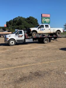 Hooked Up Towing & Recovery, LLC tow service company in Columbia, Mississippi offering 24 hour towing near me
