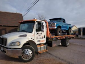 Tow Pros tow service company in Rapid City, South Dakota offering 24 hour towing near me